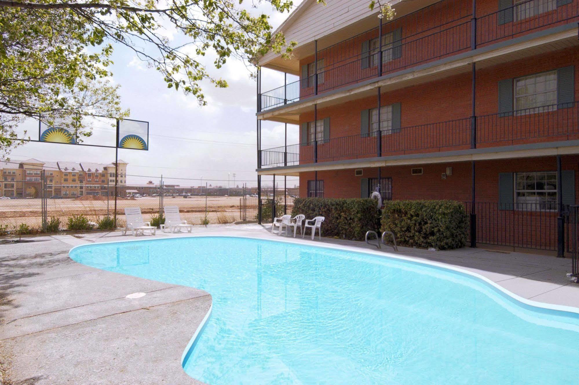 Days Inn Lubbock Texas Tech University Exterior foto
